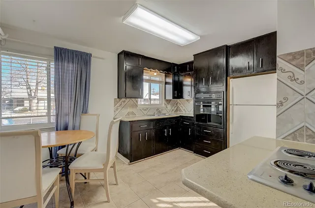 $2,100 | 3621 Grape Street, Denver, CO 80207