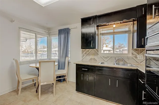 $2,100 | 3621 Grape Street, Denver, CO 80207