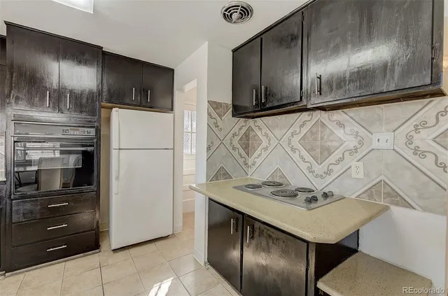 $2,100 | 3621 Grape Street, Denver, CO 80207