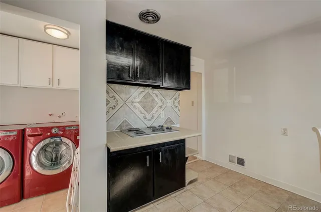 $2,100 | 3621 Grape Street, Denver, CO 80207