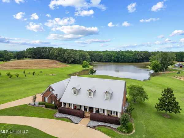 $750,000 | 1600 Wright Road, Raymond, MS 39154