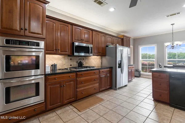 $750,000 | 1600 Wright Road, Raymond, MS 39154