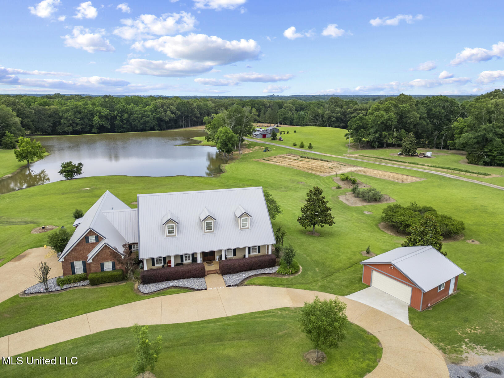 1600 Wright Road Raymond, MS 39154 - Photo 2 of 70 1600 Wright Rd Drone-2