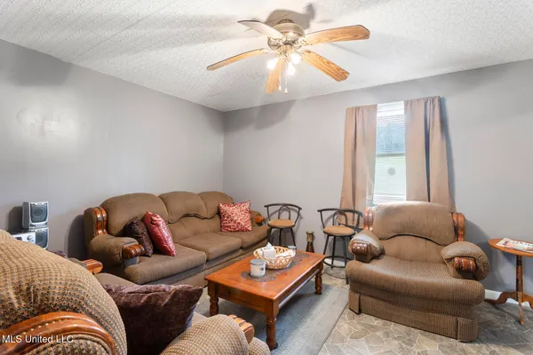 $750,000 | 1600 Wright Road, Raymond, MS 39154