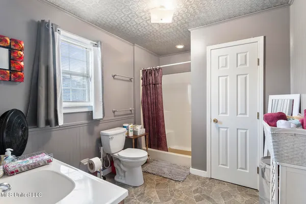 $750,000 | 1600 Wright Road, Raymond, MS 39154