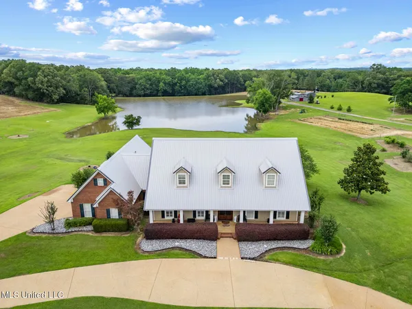 $750,000 | 1600 Wright Road, Raymond, MS 39154