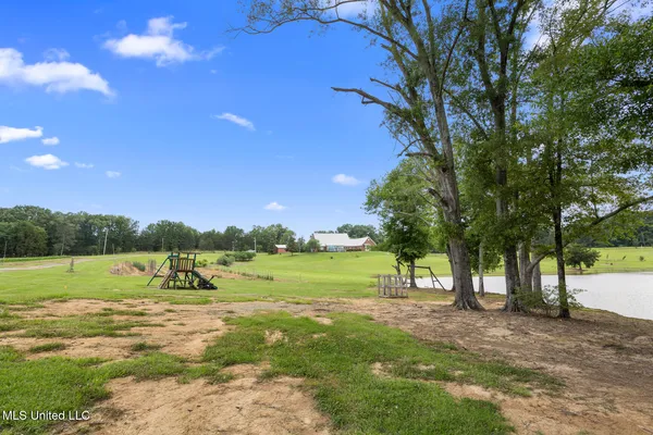 $750,000 | 1600 Wright Road, Raymond, MS 39154