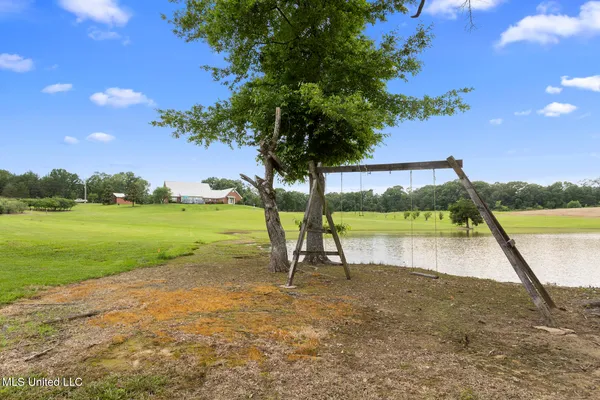 $750,000 | 1600 Wright Road, Raymond, MS 39154