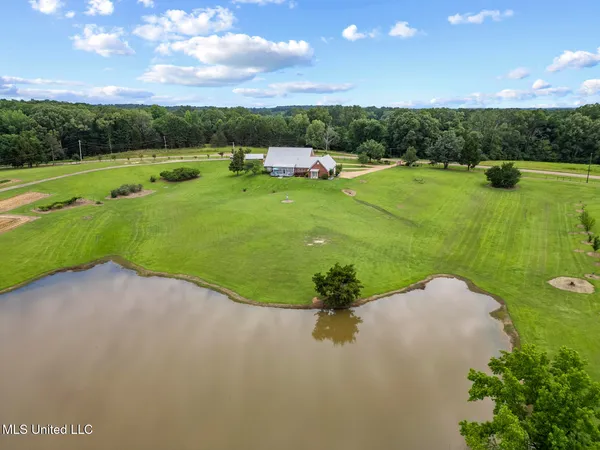 $750,000 | 1600 Wright Road, Raymond, MS 39154