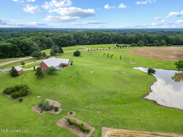 $750,000 | 1600 Wright Road, Raymond, MS 39154