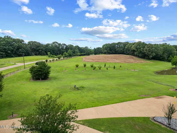 $750,000 | 1600 Wright Road, Raymond, MS 39154