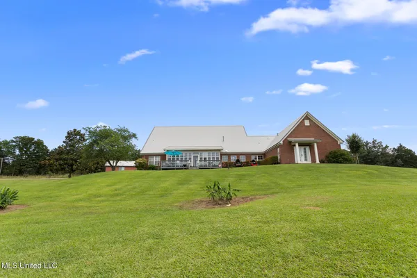 $750,000 | 1600 Wright Road, Raymond, MS 39154