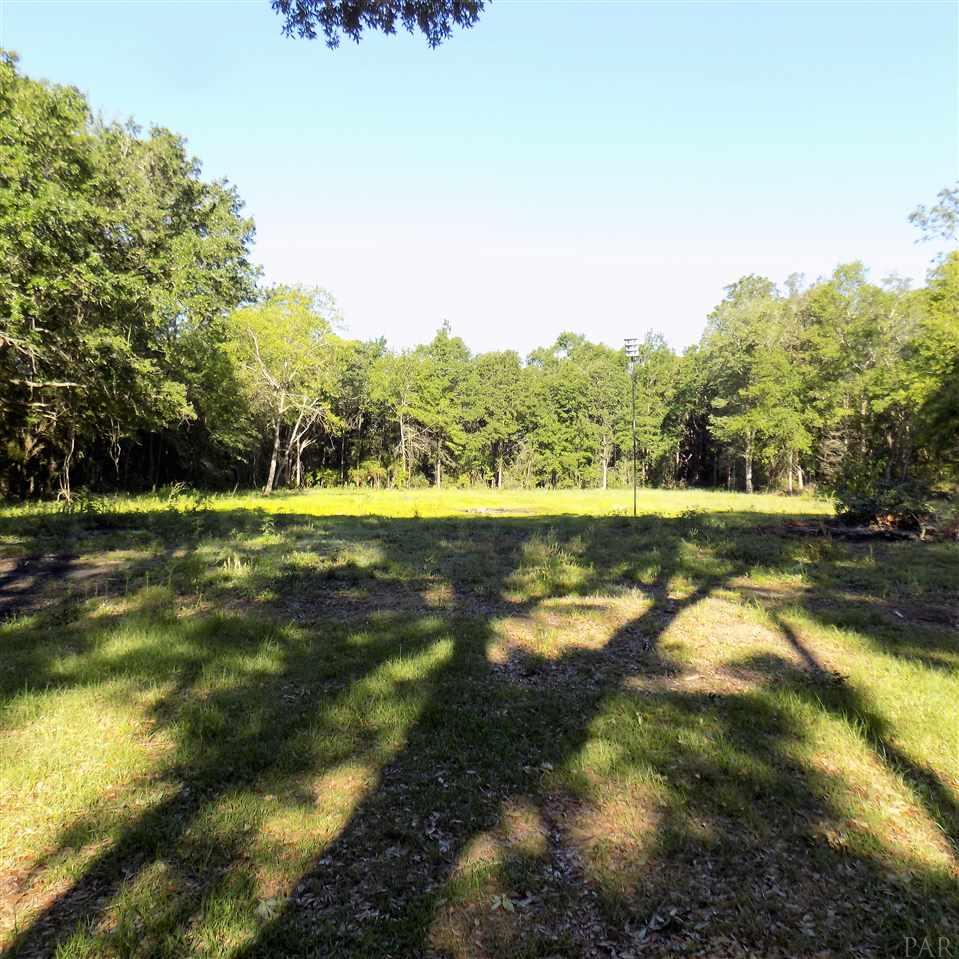 1295 Conference Road Cantonment, FL 32533 - Photo 19 of 36 Gallery Image 19