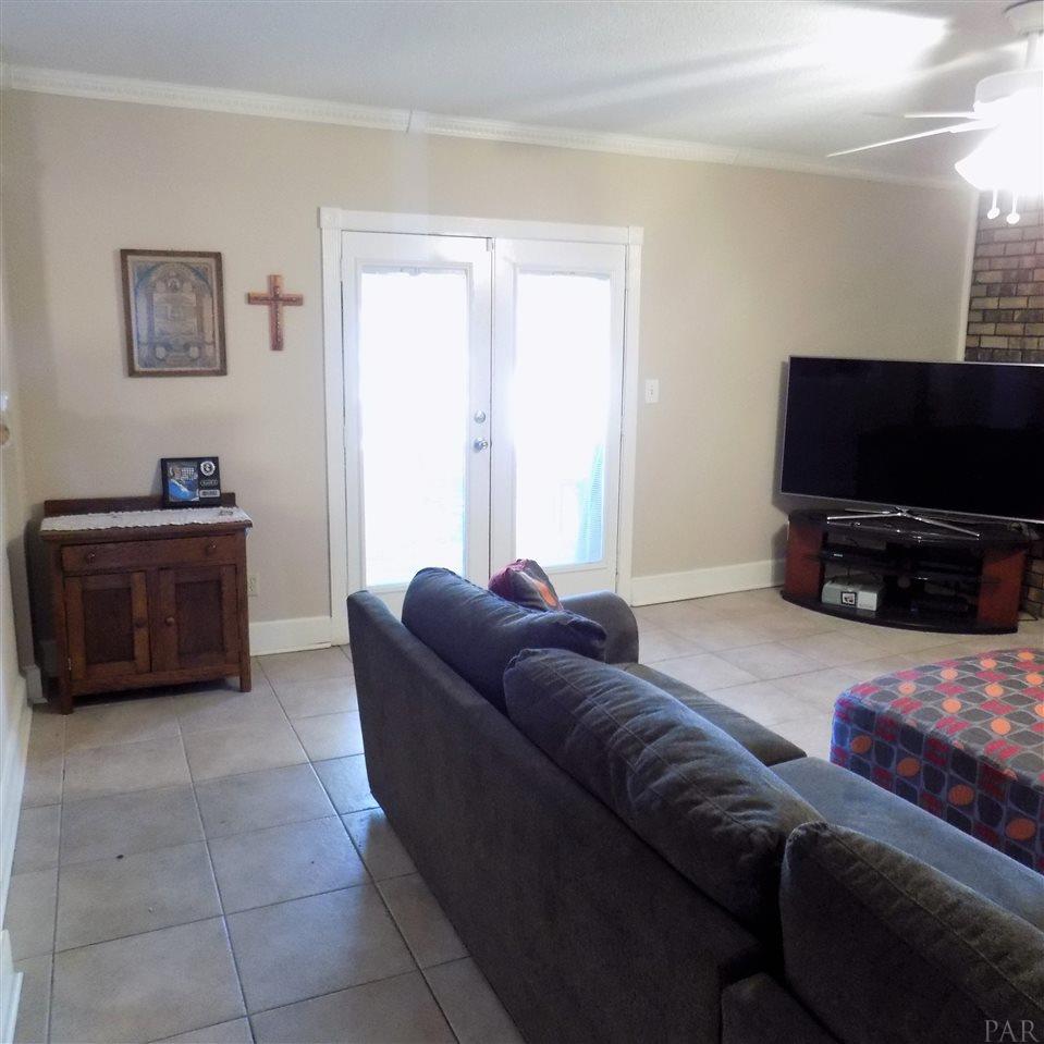1295 Conference Road Cantonment, FL 32533 - Photo 25 of 36 Gallery Image 25
