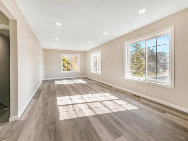 $454,900 | 2310 Leona Drive, New Brighton, MN 55112