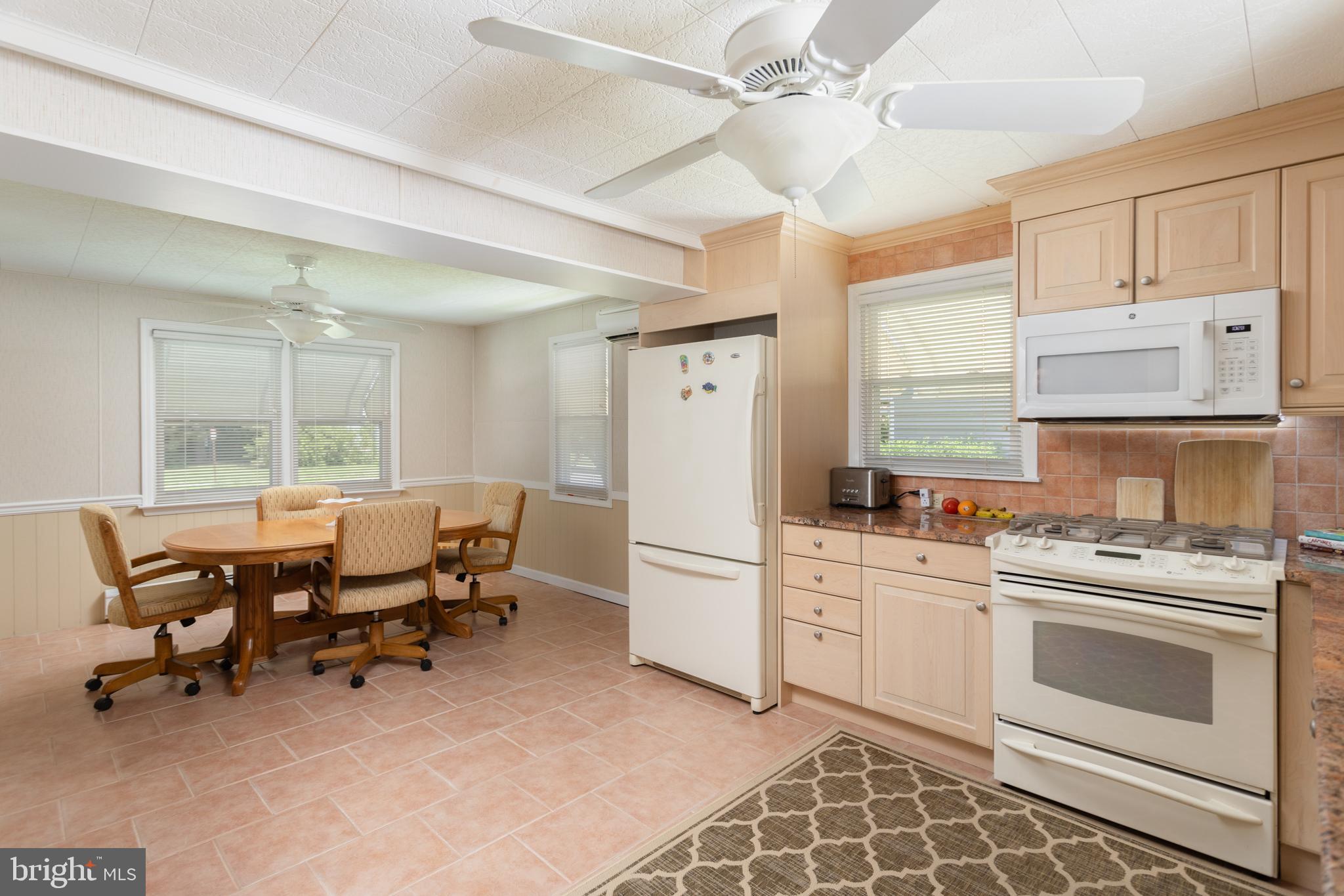 110 Hempstead Road Hamilton, NJ 08610 - Photo 12 of 34
