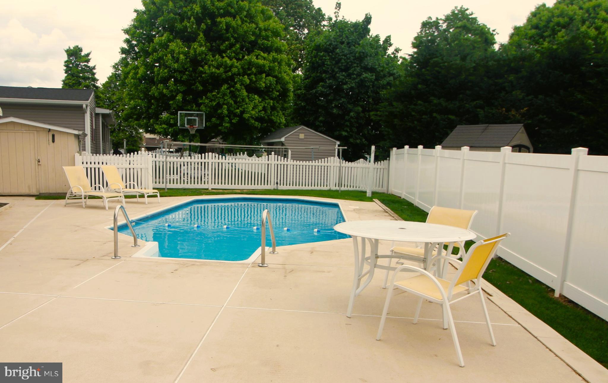 110 Hempstead Road Hamilton, NJ 08610 - Photo 33 of 34