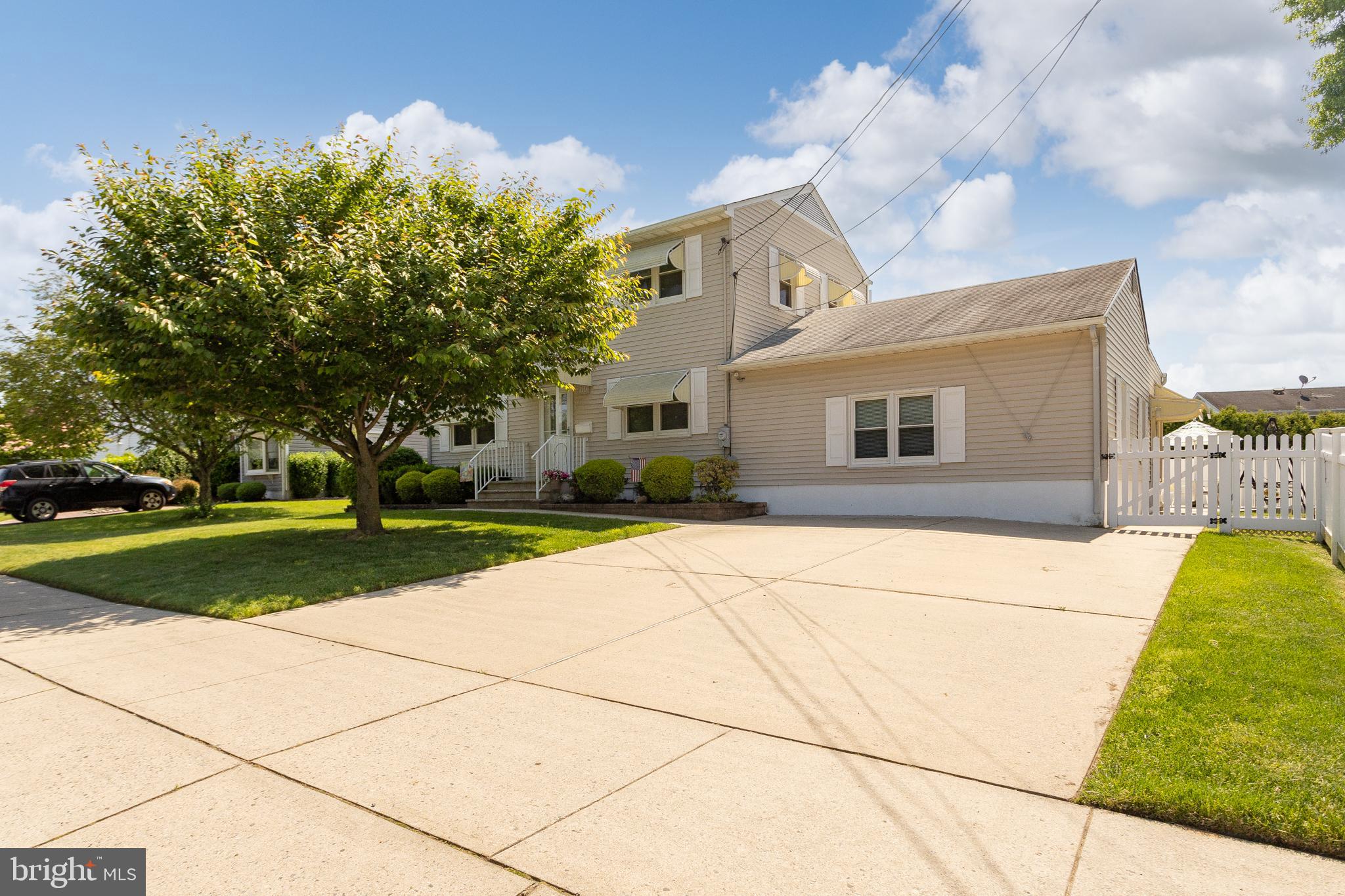 110 Hempstead Road Hamilton, NJ 08610 - Photo 4 of 34