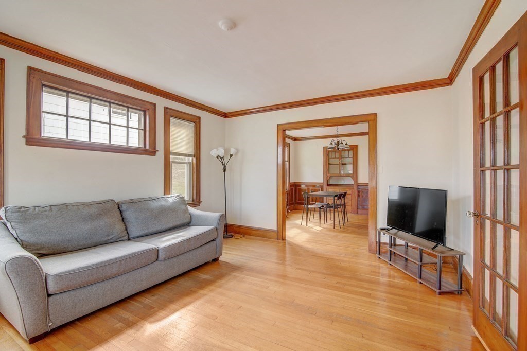 152-154 Brayton Road Boston, MA 02135 - Photo 7 of 42 Gallery Image 7