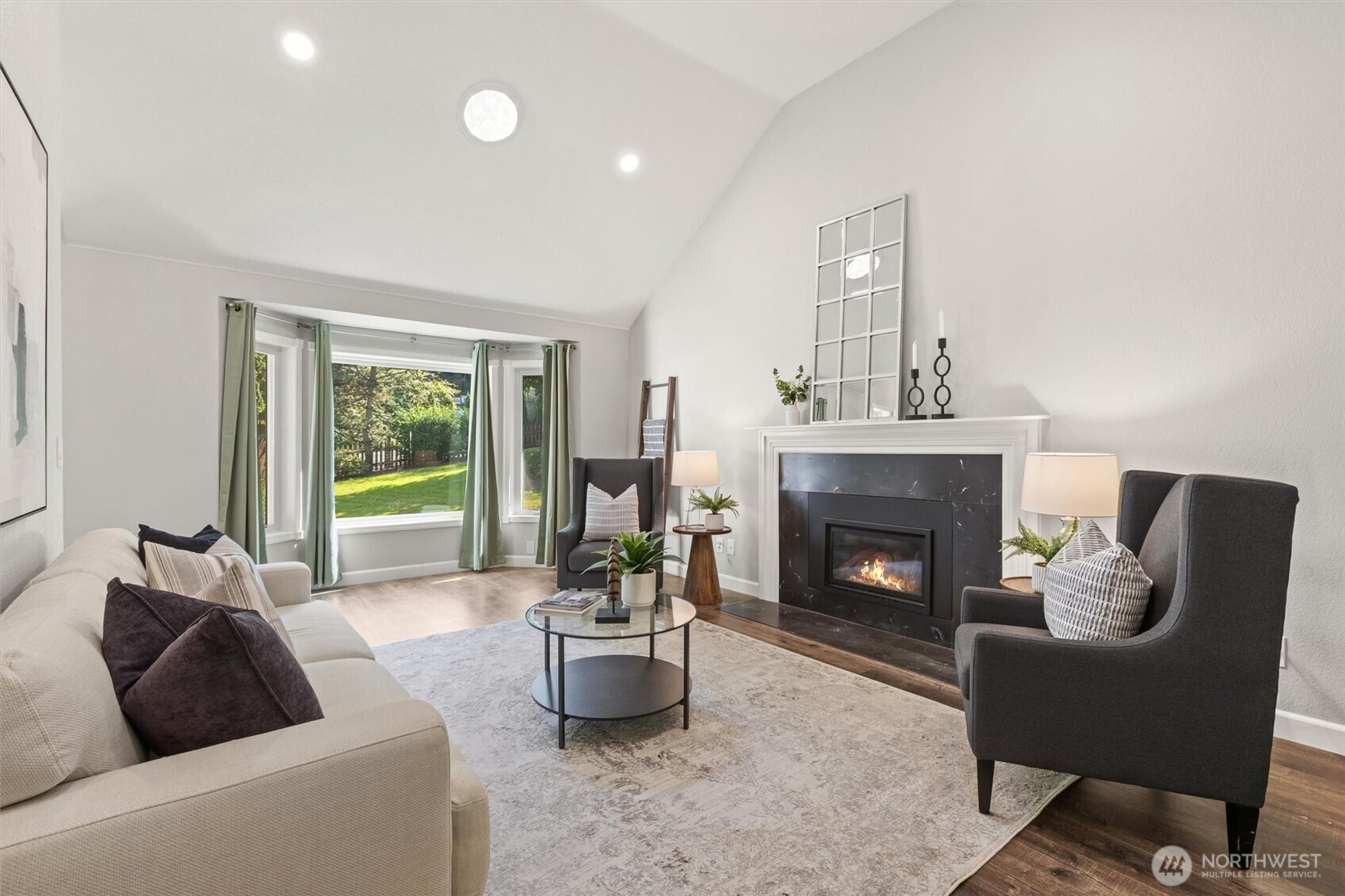 2119 242nd Street Southwest Bothell, WA 98021 - Photo 4 of 40