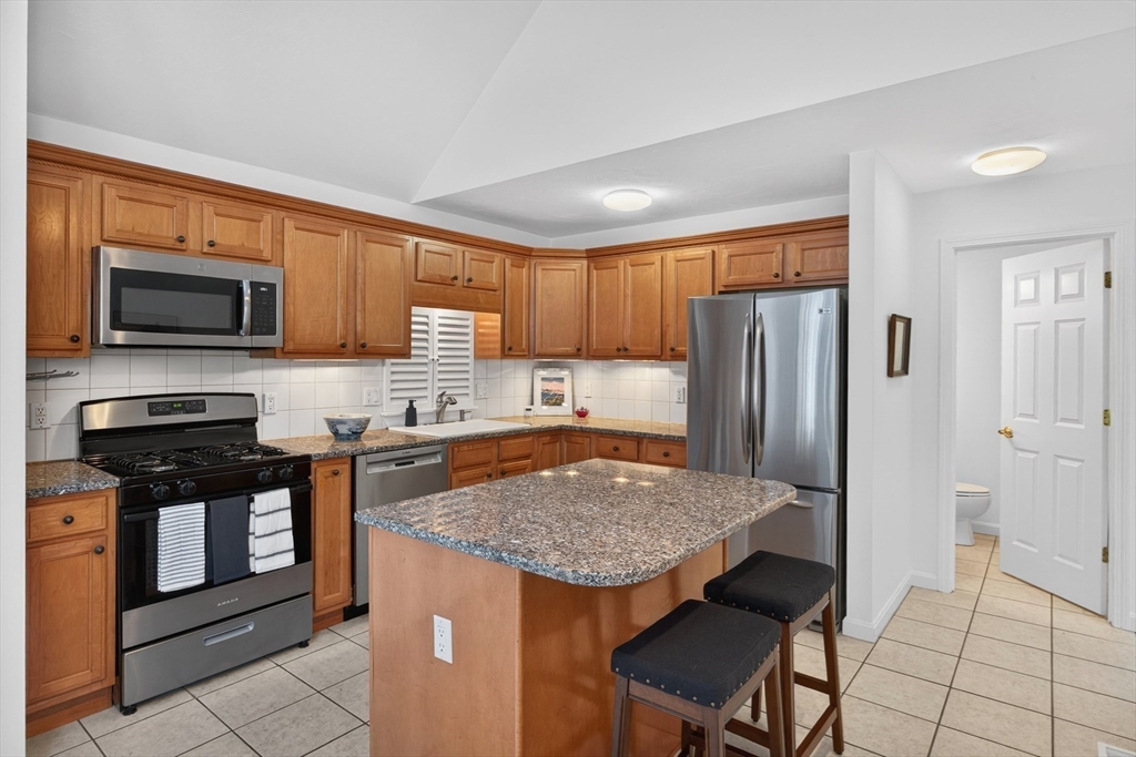 16 Gold Leaf Lane, Unit 16 Mashpee, MA 02649 - Photo 12 of 41