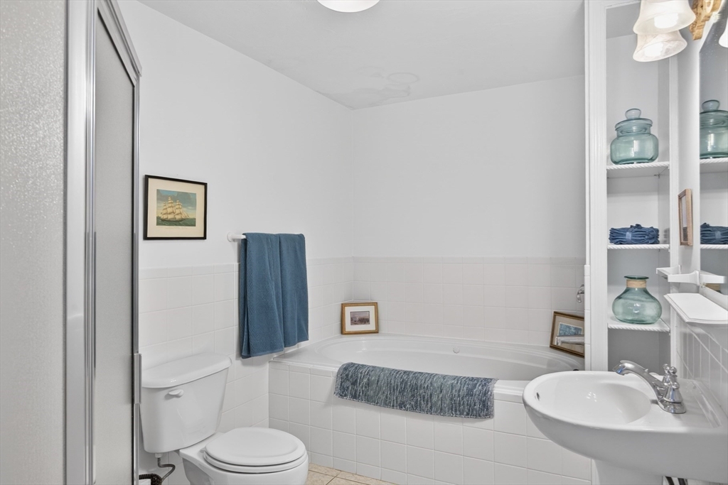 16 Gold Leaf Lane, Unit 16 Mashpee, MA 02649 - Photo 21 of 41