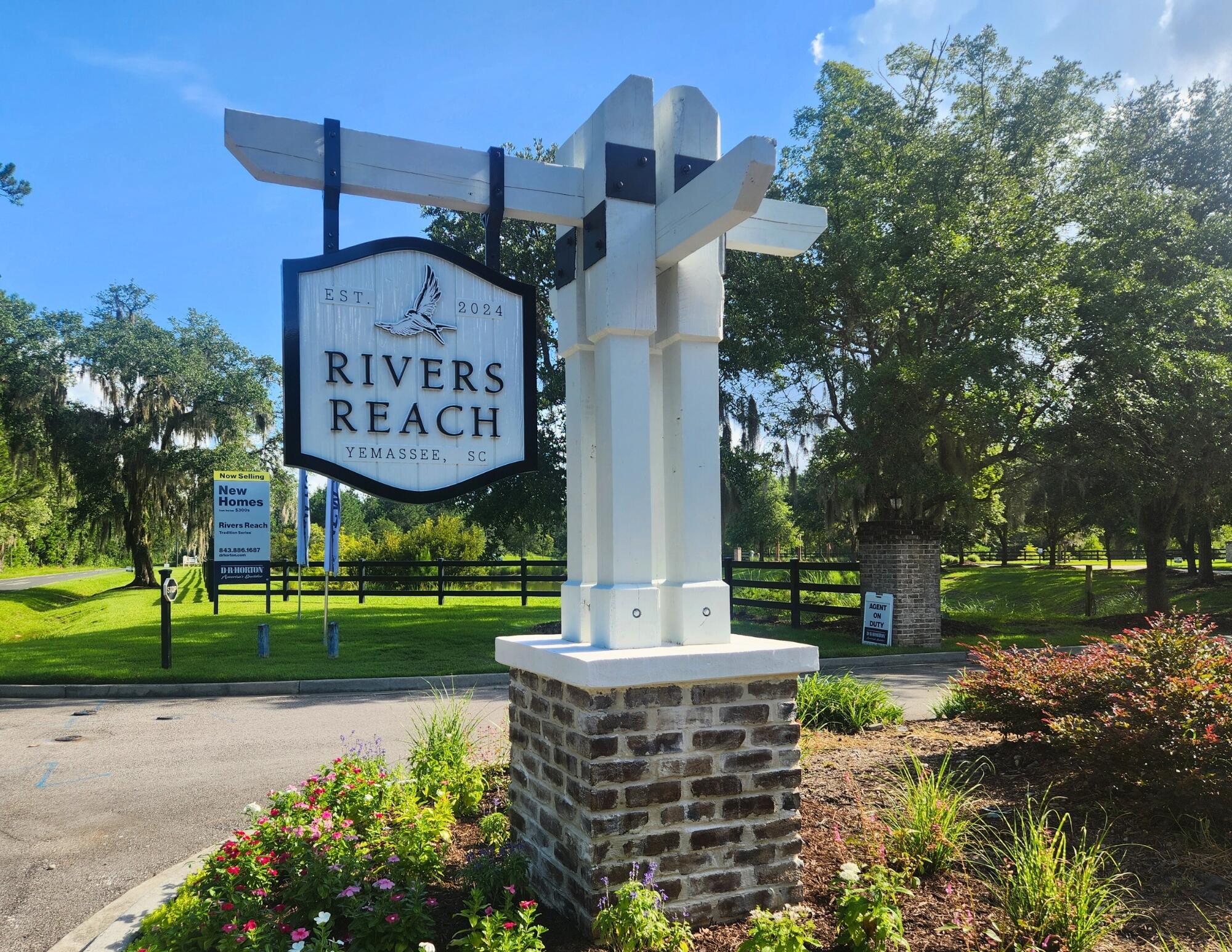 134 Twickenham Loop Yemassee, SC 29945 - Photo 2 of 31 Front Entrance