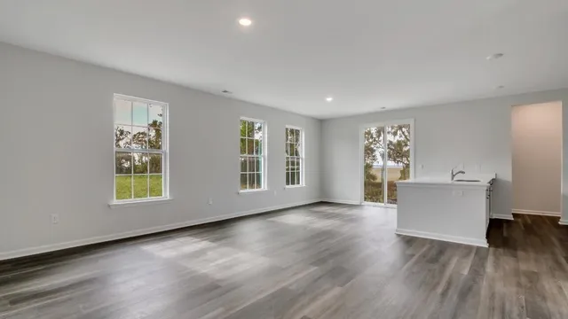 $451,915 | 134 Twickenham Loop, Yemassee, SC 29945