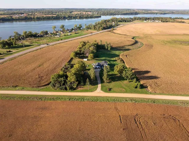 $599,900 | 3271 425th Avenue, Janesville, MN 56048