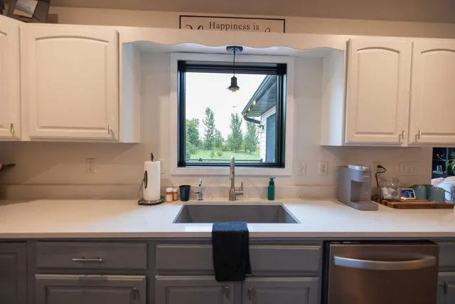 $599,900 | 3271 425th Avenue, Janesville, MN 56048