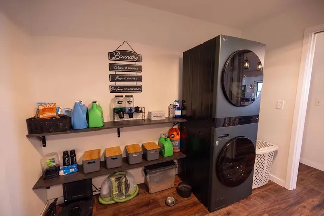 $599,900 | 3271 425th Avenue, Janesville, MN 56048