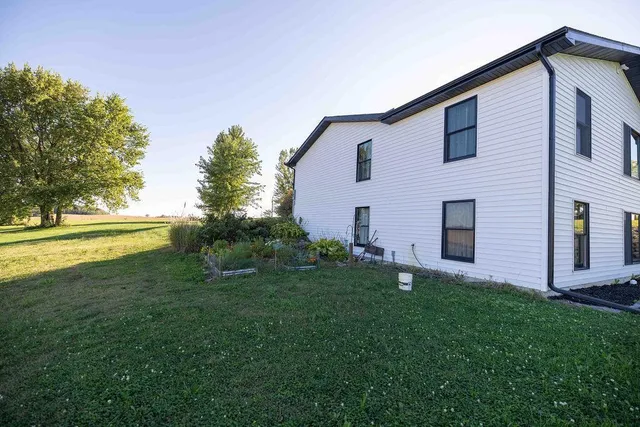 $599,900 | 3271 425th Avenue, Janesville, MN 56048