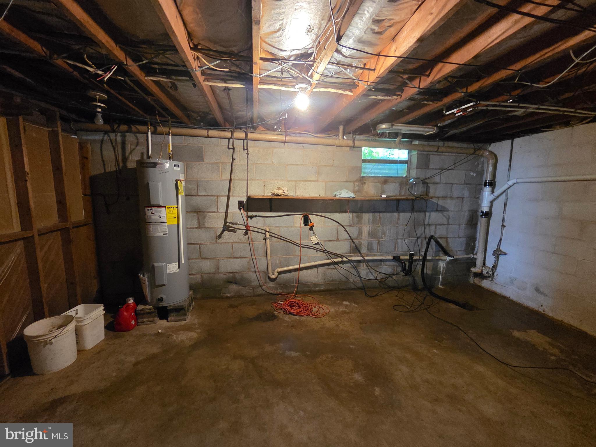 5880 Cardinal Street Mount Jackson, VA 22842 - Photo 43 of 44 a view of storage and utility room