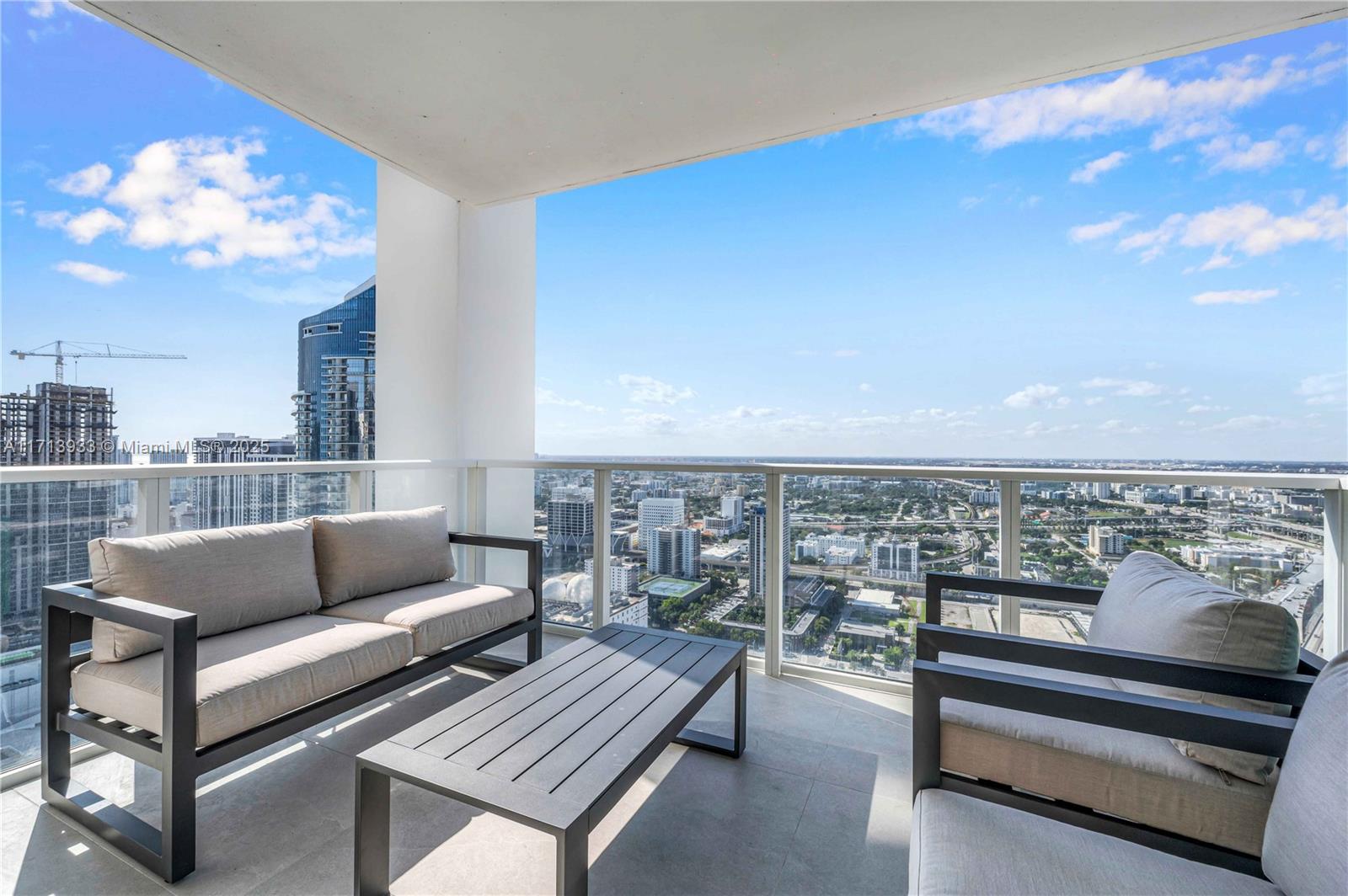 1040 Biscayne Boulevard, Unit LPH4407 Miami, FL 33132 - Photo 23 of 66 Terrace views