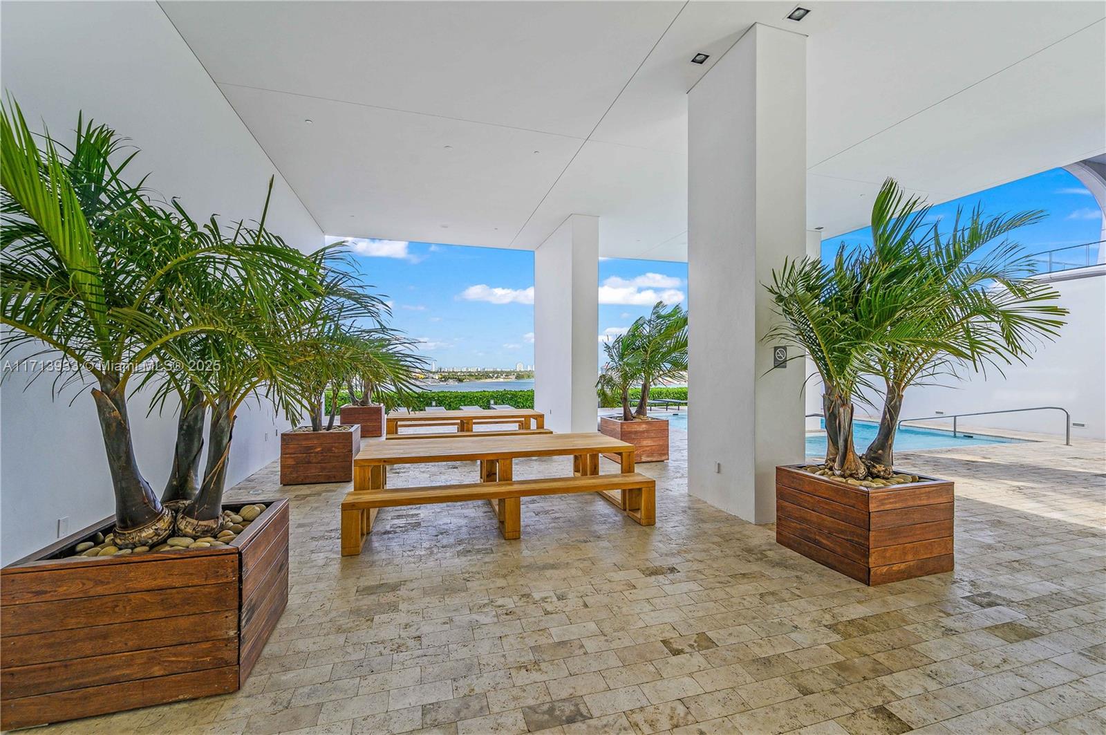 1040 Biscayne Boulevard, Unit LPH4407 Miami, FL 33132 - Photo 56 of 66 Patio ideal for gathering
