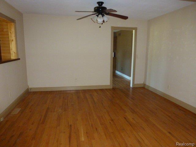4889 Casey Road Dryden, MI 48428 - Photo 15 of 30 P1200655.JPG