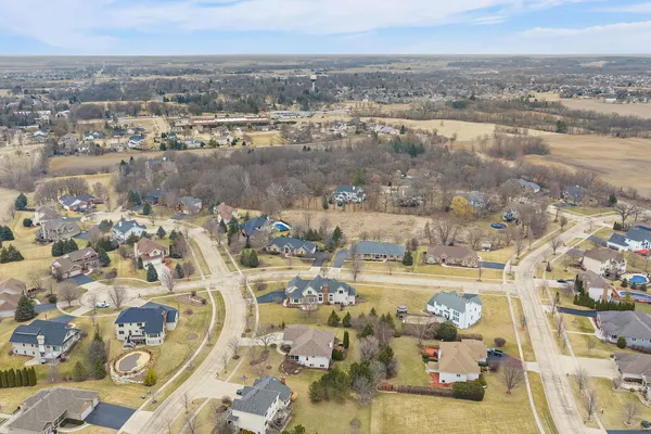 $734,777 | 1211 Coyote Trail, Hampshire, IL 60140