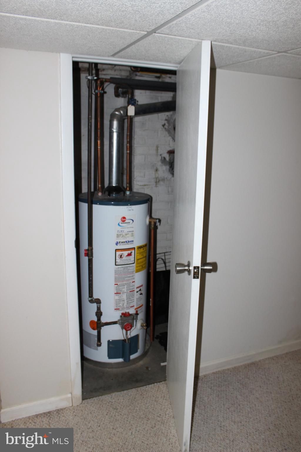 214 Mt De Sales Road Baltimore, MD 21229 - Photo 25 of 29 a view of water heater room