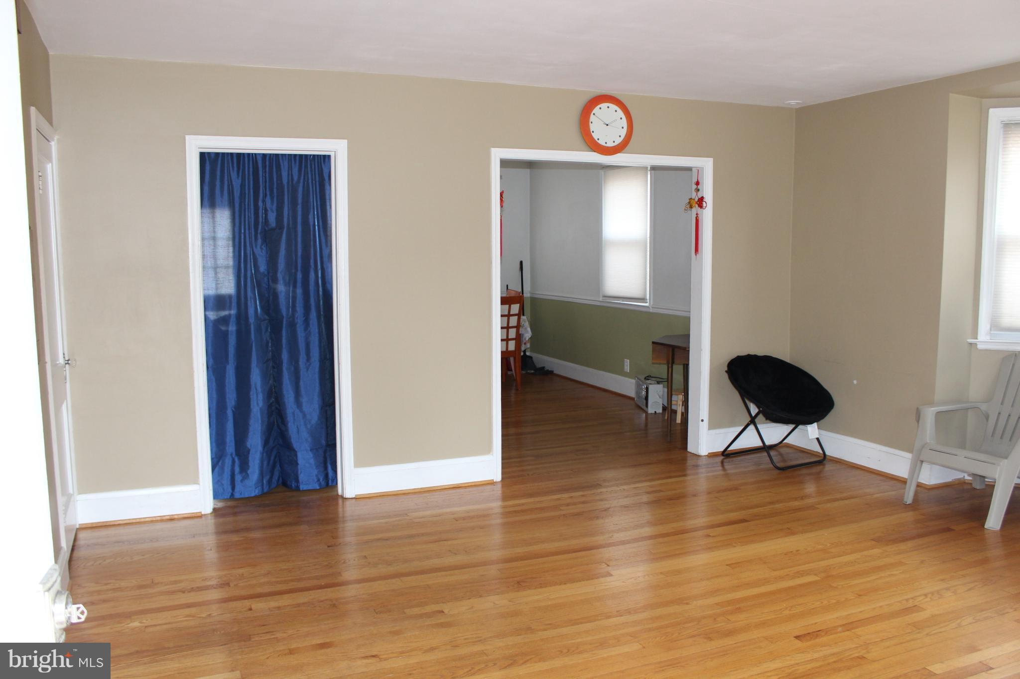 214 Mt De Sales Road Baltimore, MD 21229 - Photo 4 of 29 a view of an outdoor space and window