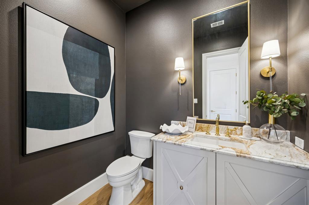 9514 Still Crk Road Dallas, TX 75238 - Photo 15 of 35 Gallery Image 15