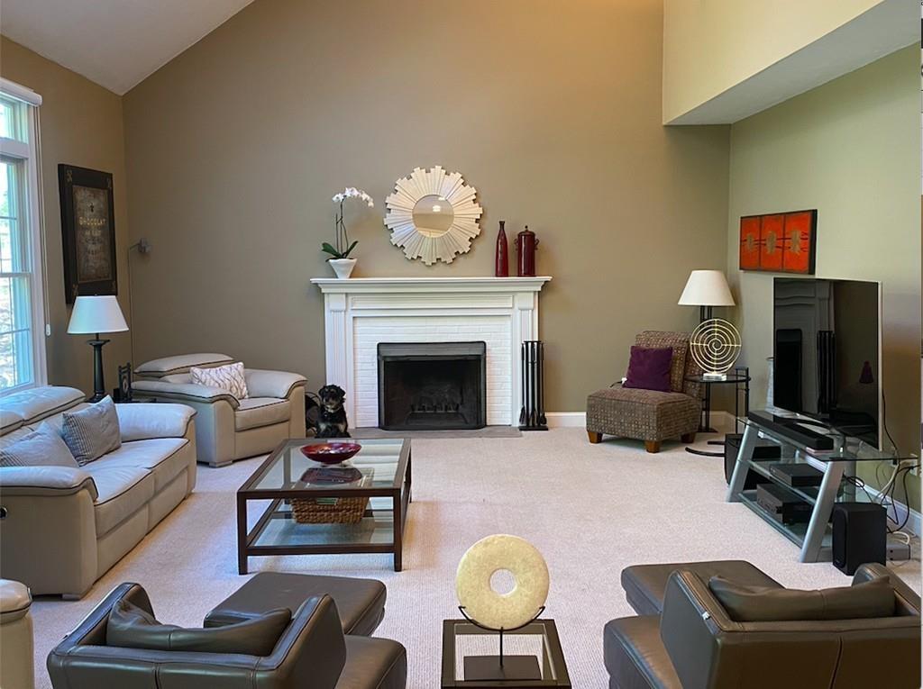9 Bear Hill Road Natick, MA 01760 - Photo 5 of 11 Gallery Image 5