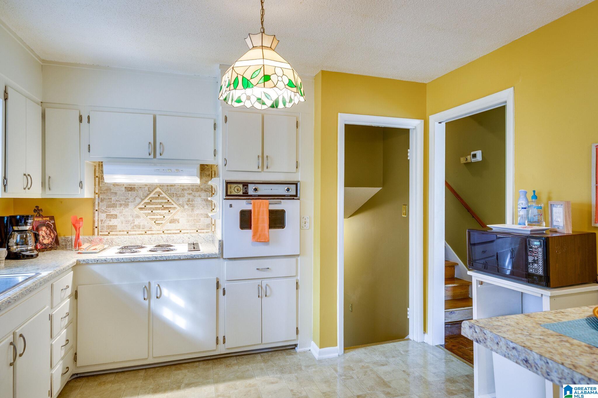305 Rosemont Road Southeast Huntsville, AL 35803 - Photo 12 of 34