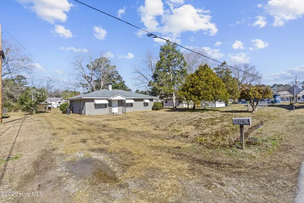 $1,500 | 404 Pine Street, New Bern, NC 28560