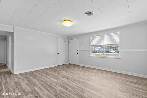 $1,500 | 404 Pine Street, New Bern, NC 28560