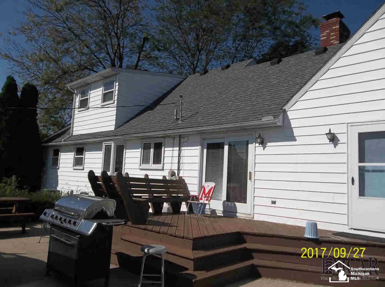 1956 North Raisinville Road Monroe, MI 48162 - Photo 16 of 18