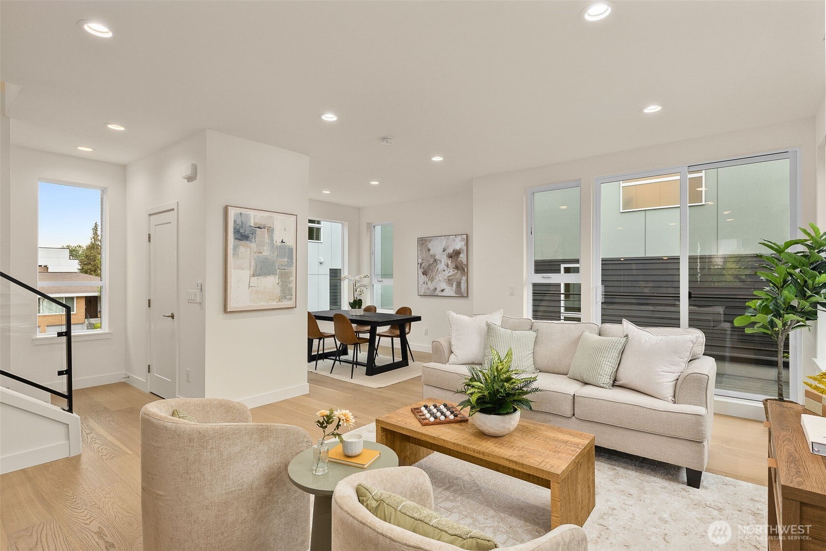 5204 Sand Point Way Northeast Seattle, WA 98105 - Photo 6 of 26