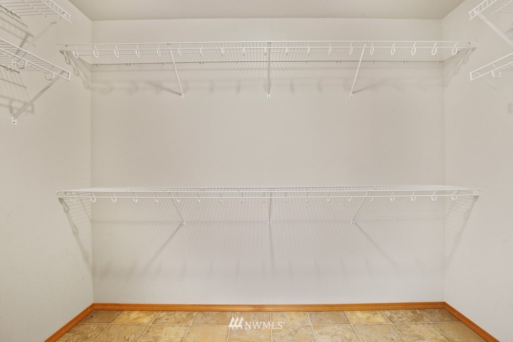 6724 Parker Road East Sumner, WA 98390 - Photo 20 of 38 Gallery Image 20