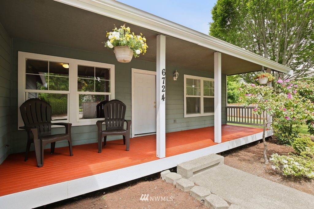 6724 Parker Road East Sumner, WA 98390 - Photo 3 of 38 Gallery Image 3
