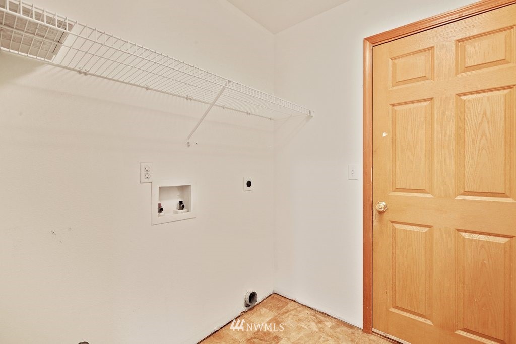 6724 Parker Road East Sumner, WA 98390 - Photo 28 of 38 Gallery Image 28