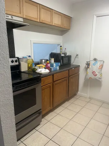 $1,195 | 2020 Continental Avenue, Unit 221, Tallahassee, FL 32304